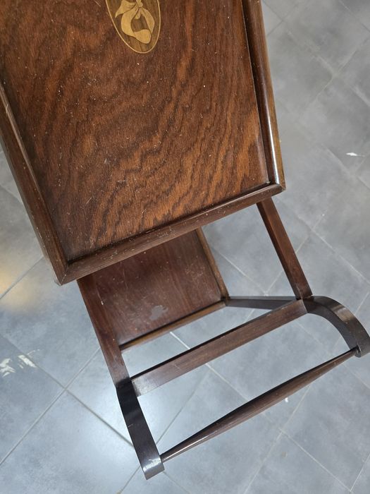 Carrinho de chá  em madeira