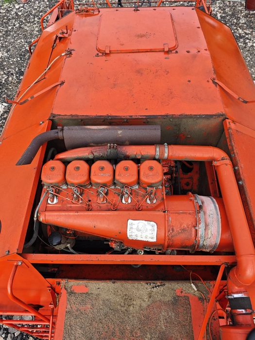 Kombajn zbożowy Deutz-Fahr M1080 nie dominator John Deere