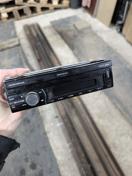 Автомагнитола  shuttle sdmn-7060