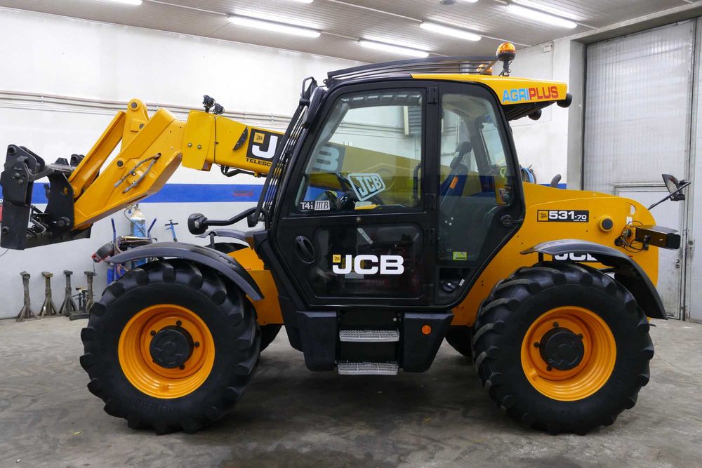 ładowarka teleskopowa jcb 531 70 agri plus