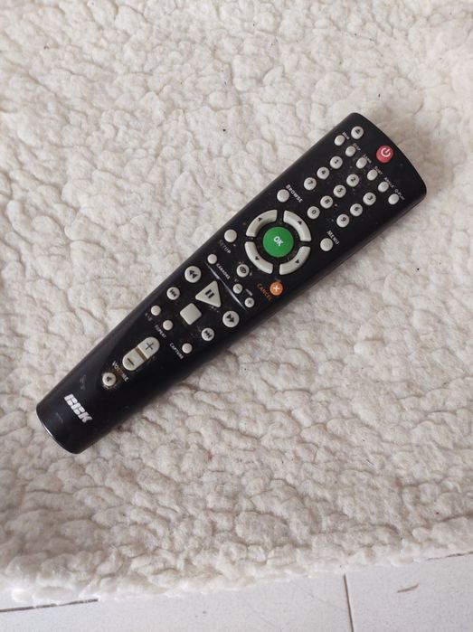 Продам двд програвач bbk