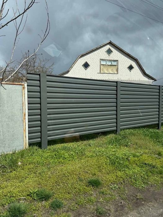 Профнастил та металочерепиця і металопластикові вікна – доставка по Україні 1–2 дні