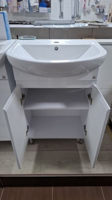 Тумби з умивальником