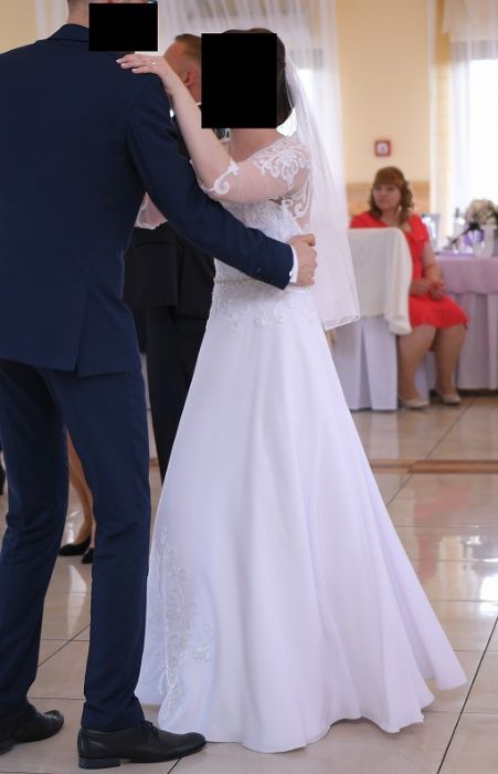 Piękna suknia ślubna