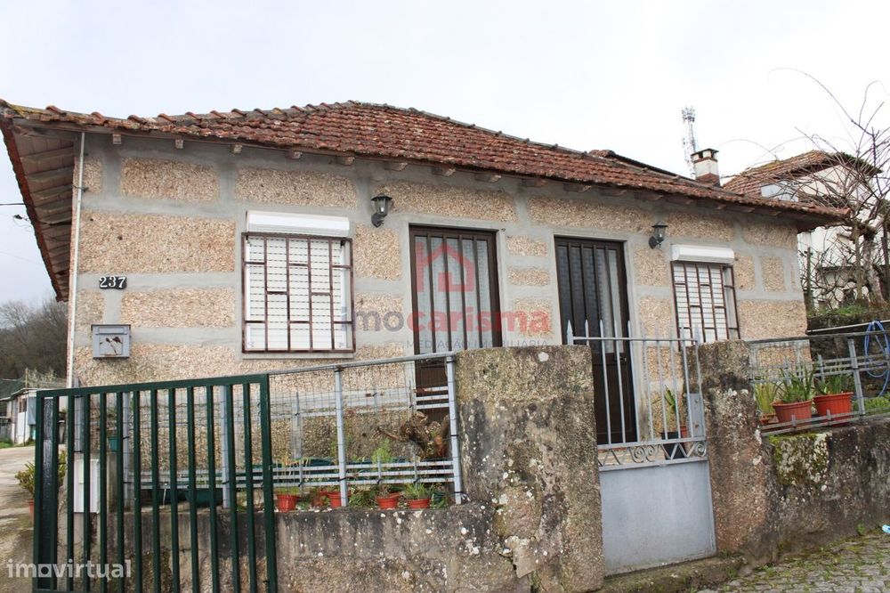 Moradia T2+1 em São Martinho do Campo, Santo Tirso