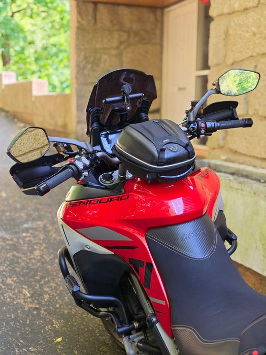 Ducati Multistrada 1200 Enduro c/desmo efetuada OPORTUNIDADE