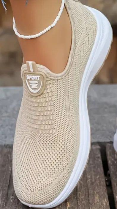 Buty wsuwane 39 Nowe