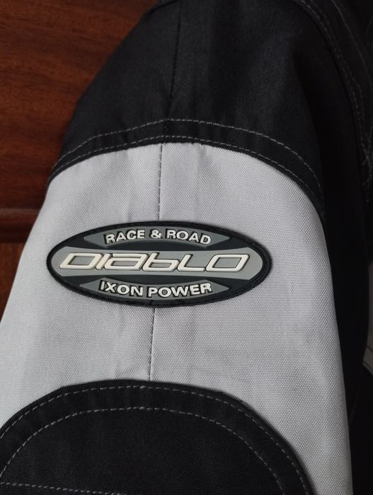 Casaco proteção IXON Diablo Race e Road