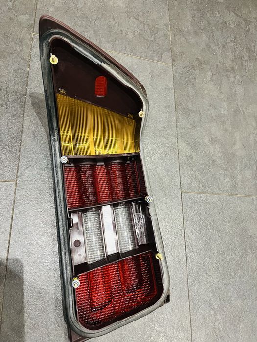 Lampa prawy, lewy tył sl500 R129