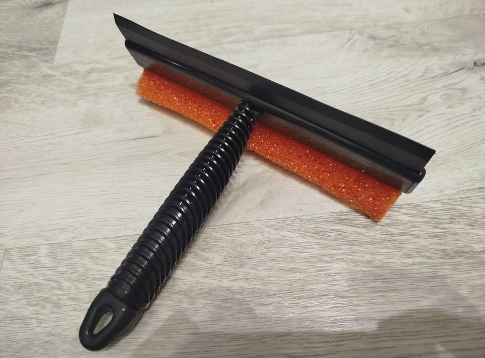 Myjka do szyb ze ściągaczką i gąbką – szerokość 24 cm