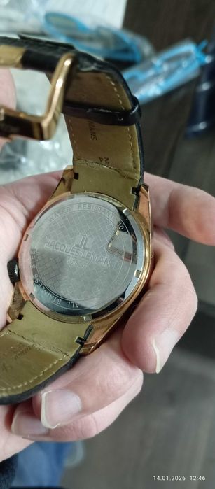 Продам мужские наручные часы