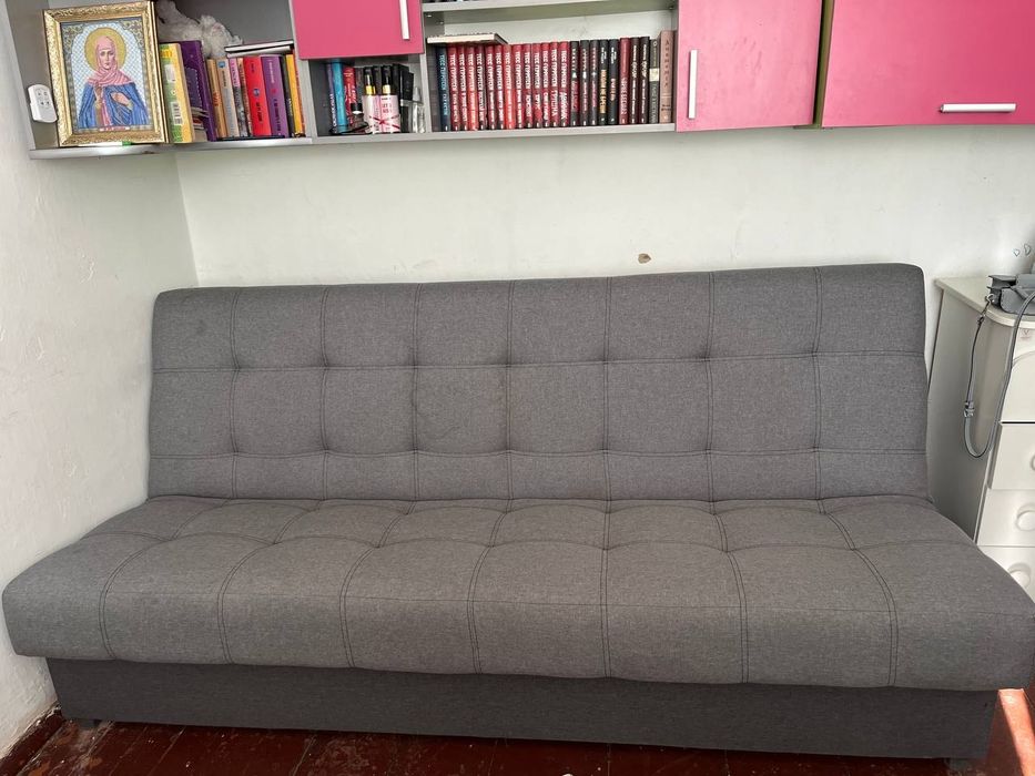 Продам диван в хорошому стані