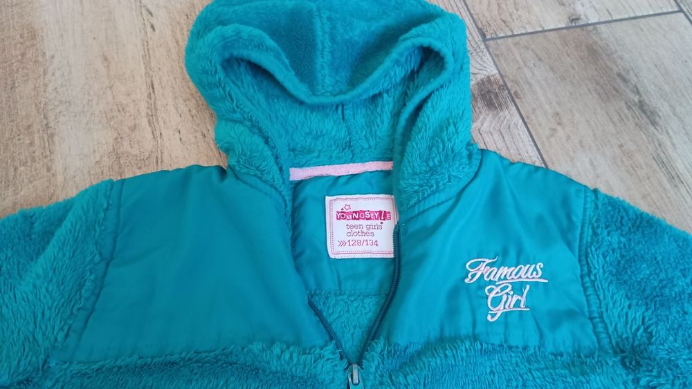 Bluza polarowa dziewczęca 128/134 YoungStyle