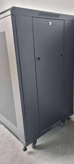 Szafa Rack 19" sprzedam