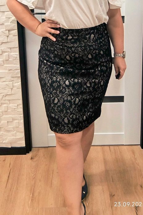 Koronkowa ołówkowa spódnica H&M, roz. 42/44