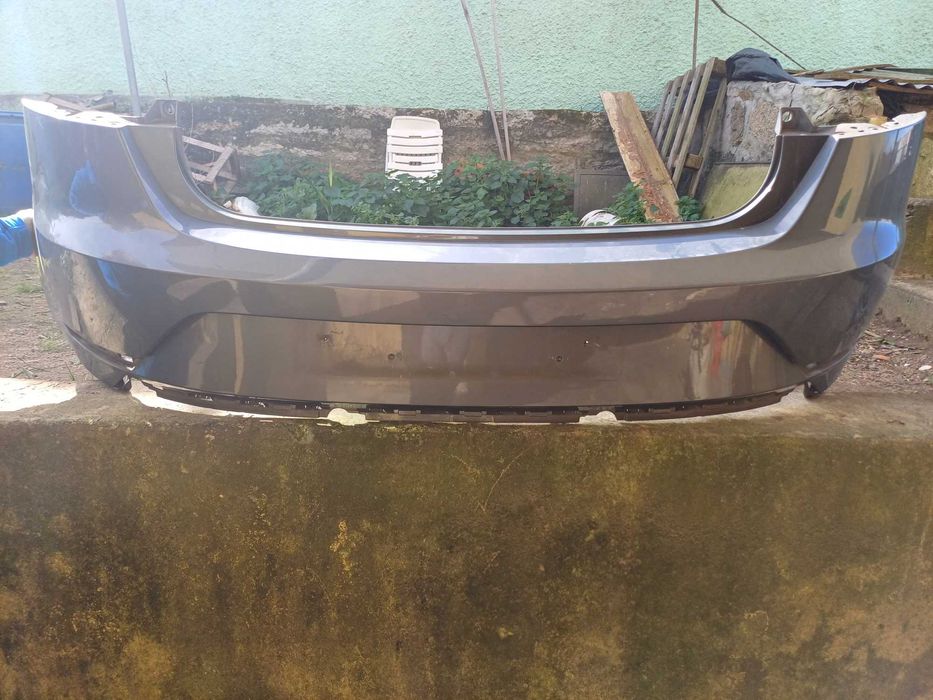 Para-choques traseiro de seat ibiza 2016