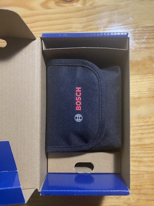 Лазерний рівень Bosch GLL 12-22G + приймач LR6 + тринога