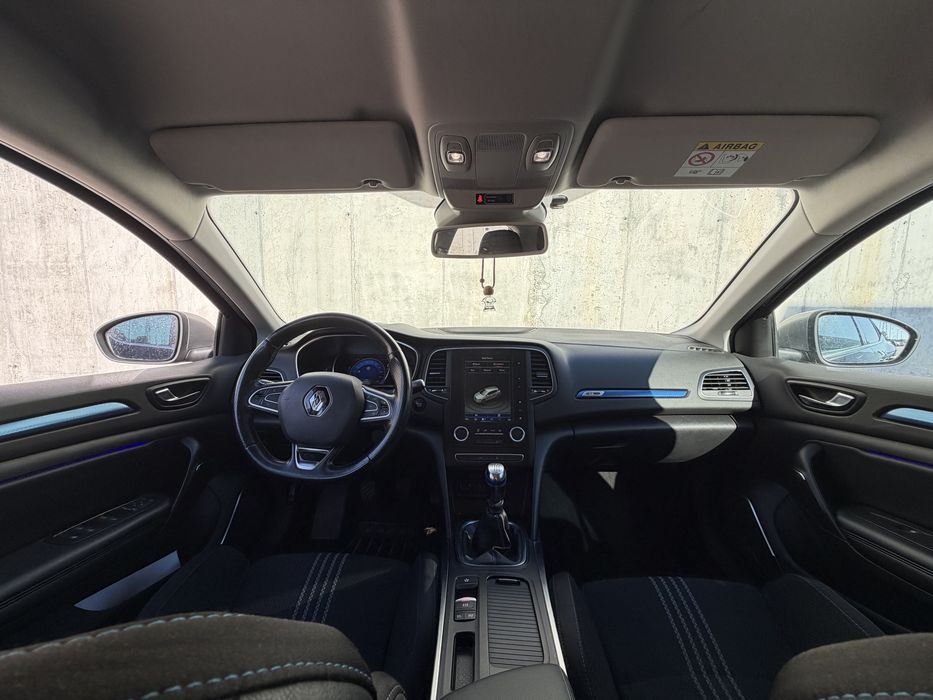 Renault megane gt line — photo 5