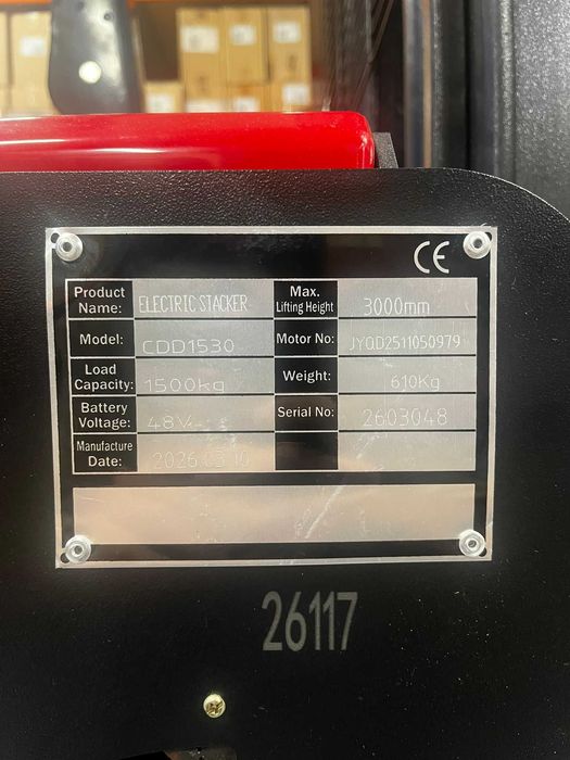 Stacker Elétrico Profissional – 1500kg / 3 Metros de Elevação – Novo (Modelo 2026) com Capacidade de Rampa