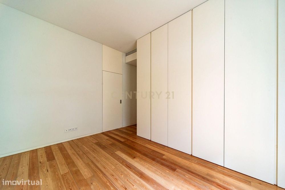 Espetacular  apartamento  na Lapa com estacionamento e logradouro