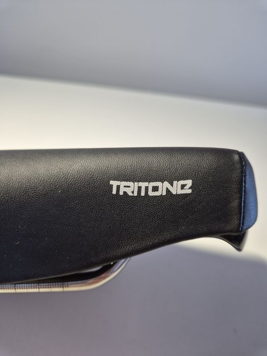 Siodełko triathlonowe FIZIK Tritone  aluminium