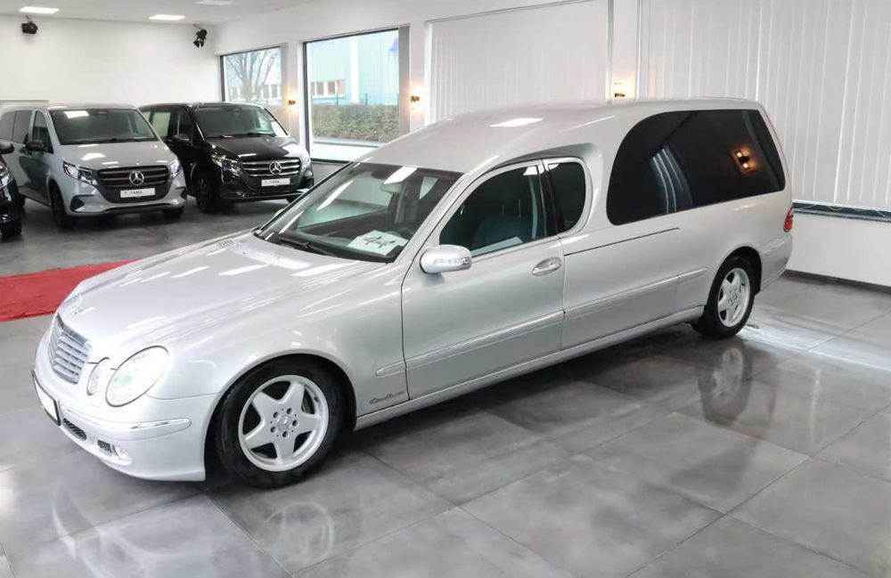 Катафалк Mercedes-Benz E 270 CDI