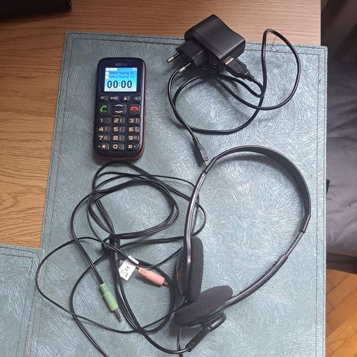 Słuchawki plus telf.dla seniorow