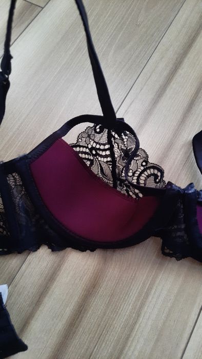 Elegancki biustonosz Mister Lady r. 75 C