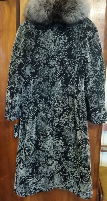 Пальто зимове фірм.нове 48 р.