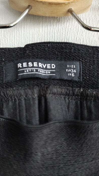 Plisowana rozkloszowana spódnica