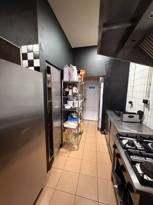 Restauracja na sprzedaż — Gocław, 112 m² + ogródek | działający biznes