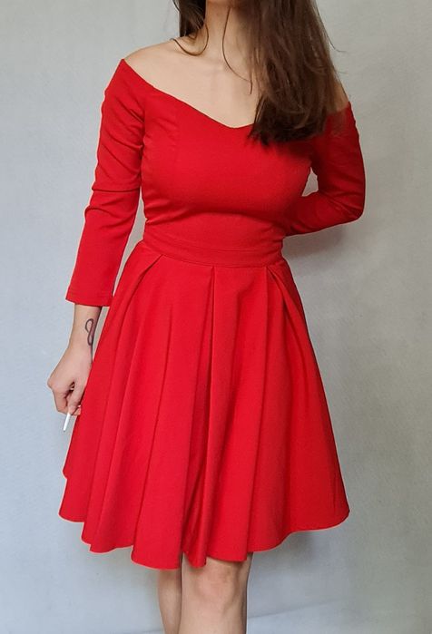 Czerwona sukienka, rozm M