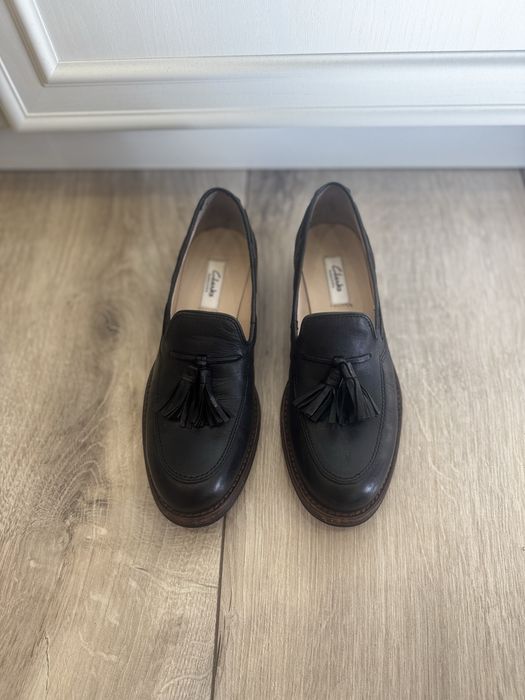Шкіряні лофери Clarks
