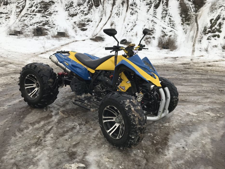 Квадроцикл продам