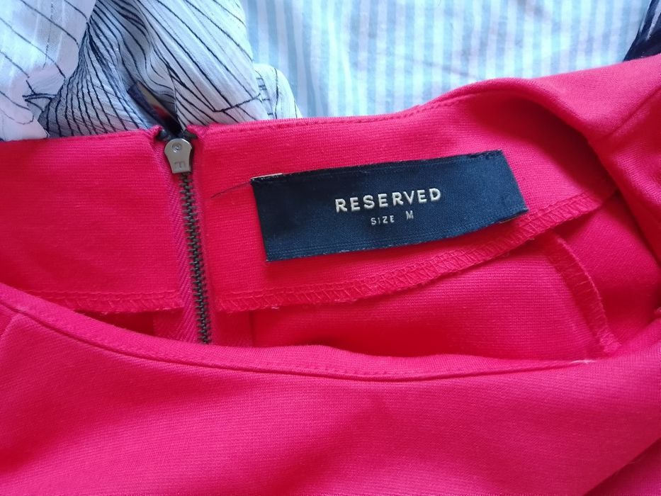 Платье красное Reserved M