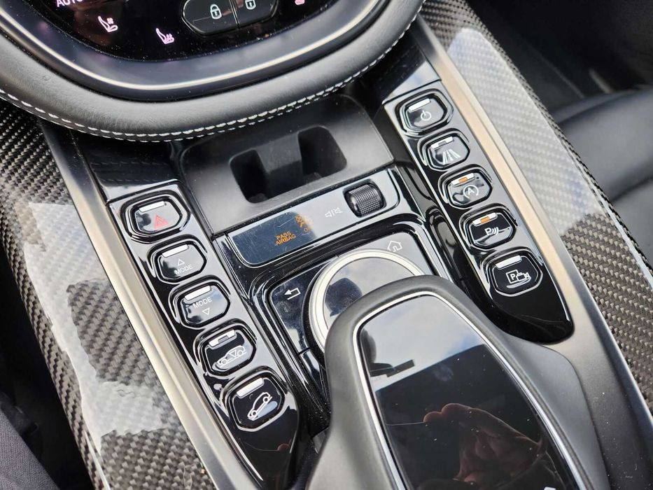 2021 Aston Martin DBX