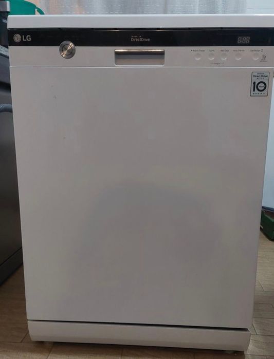 Máquina de lavar loiça lg topo da gama seminova com 3 cestos