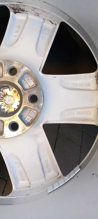 Felgi oryginał VW/SEAT/SKODA/Gr.VAG 7.5x17, 5x112, ET47, 57.1,bez opon