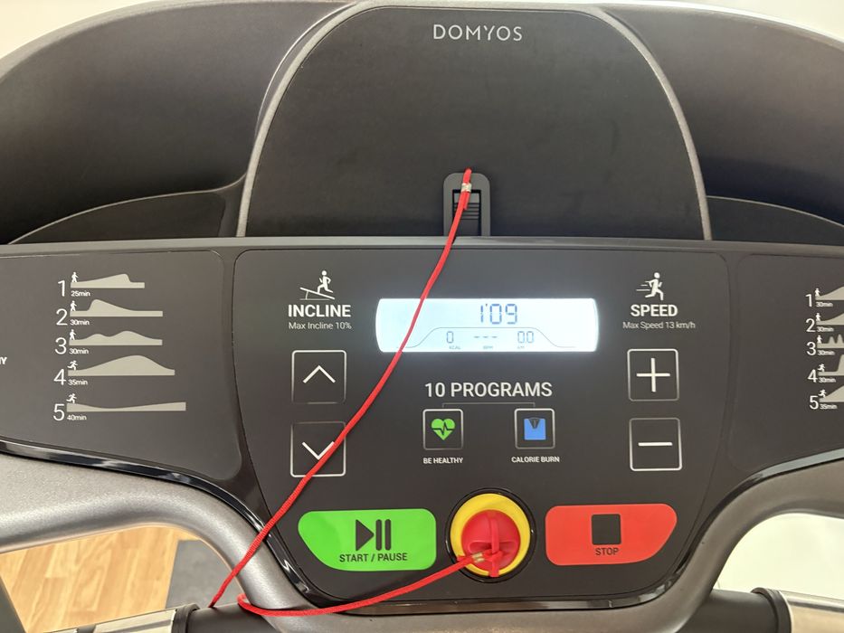 Passadeira Domyos T520B como nova + tapete (possibilidade de transporte)
