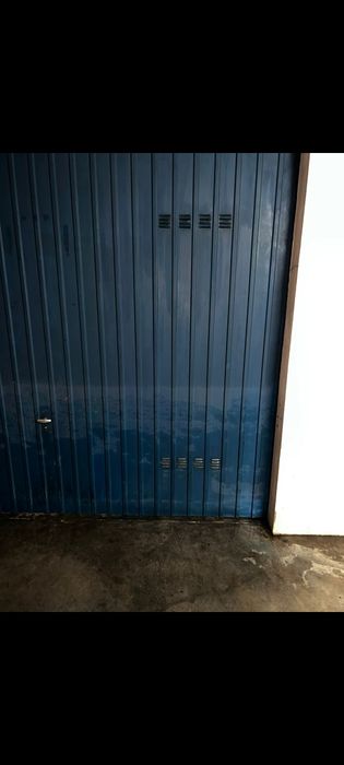Garagem fechada centro Leiria