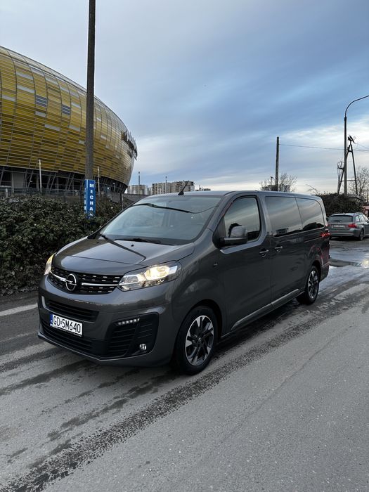 Opel Viavaro (niski przebieg)