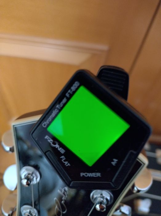 Afinador tuner guitarra elétrica fzone FT 800 novo