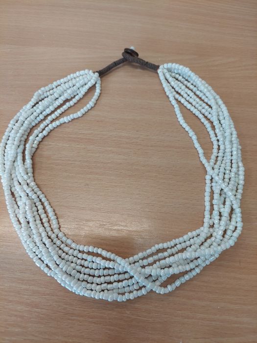 Korale naszyjnik efektowny