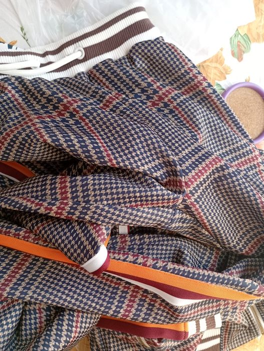 Dres męski S/M firmy Lonsdale
