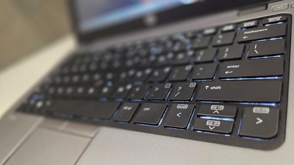 OKAZJA HP EliteBook 820 i5 4300U 8GB dysk 128SSD Laptop Windows 11