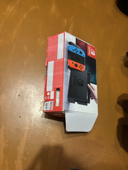 Nintendo Switch v2 + 128GB + повний комплект