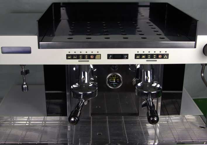 Продам профессиональную кофемашину Sanremo Roma 2GR