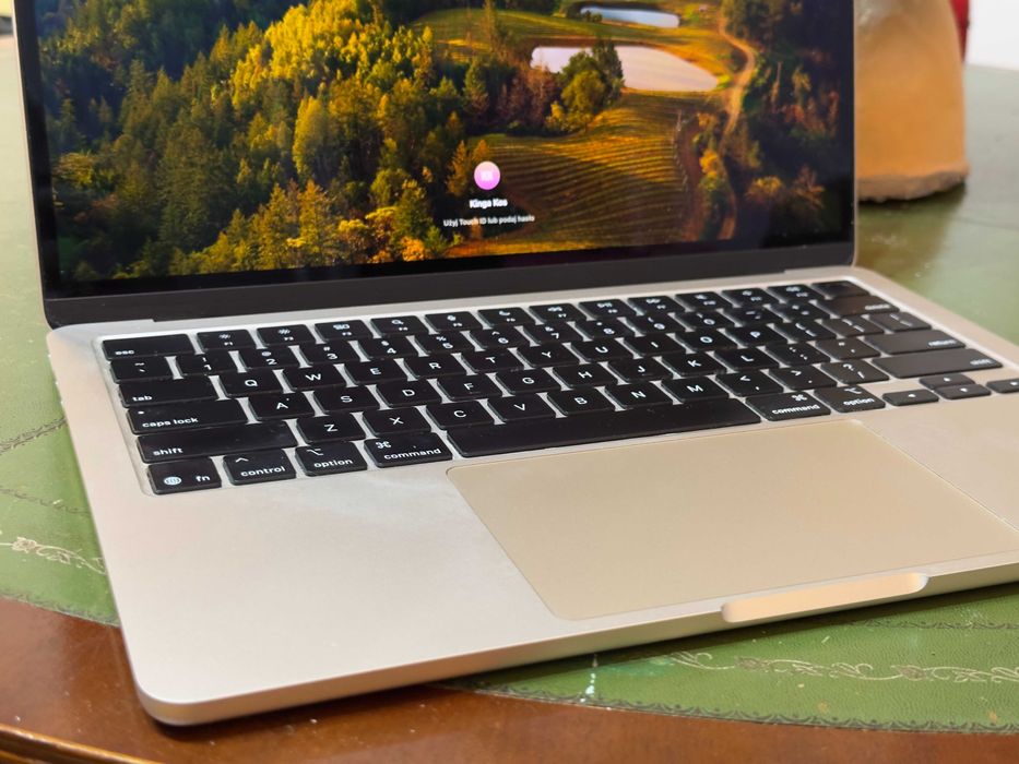 Apple Macbook Air M4 2025 16GB/256GB | Super Stan | Bateria 98% | BOX