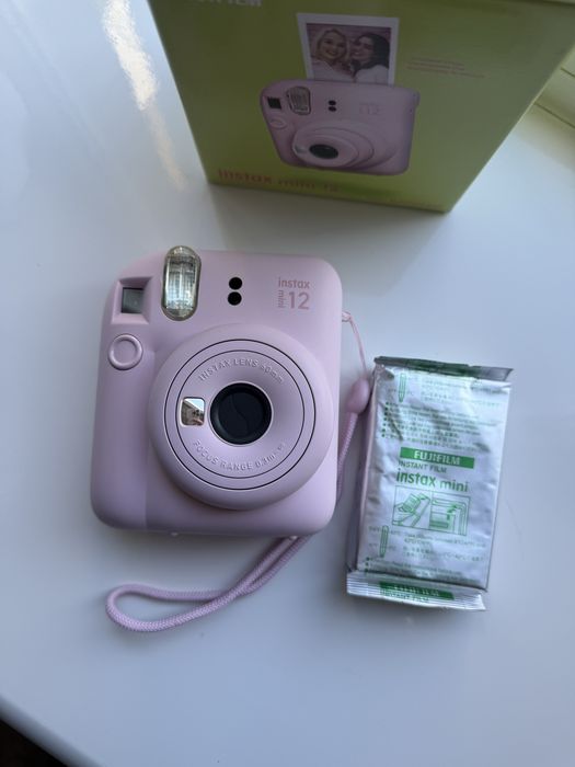 Фотоапарат Fujifilm Instanx mini 12