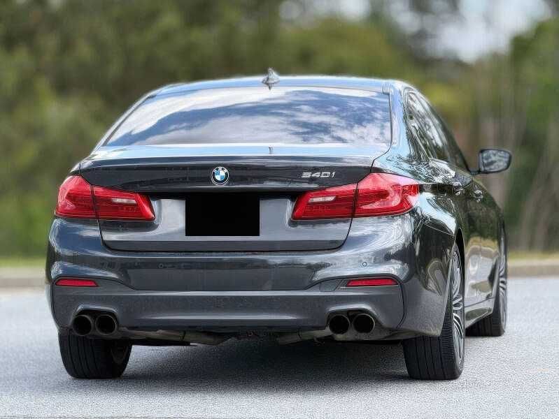 2019 BMW 5 Series 540i